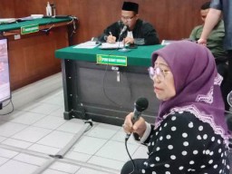 Didakwa Penggelapan, Guru SD Adukan Driver Online ke Polisi