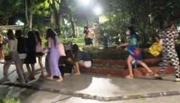 Terapis dan Pengunjung Emperor Spa Berhamburan Keluar Gedung