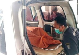 Warga Kecamatan Gubeng Ditemukan Membusuk di Rumah