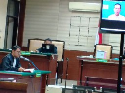Eks Kades Bicak Imam Makhfudi Dituntut 1 Tahun 3 Bulan Penjara