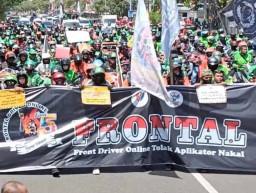 Ribuan Driver Ojol Frontal Bakal Geruduk Kantor DPRD Jatim