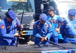 Lomba Ketangkasan Personel Polairud Sambut HUT RI ke 80
