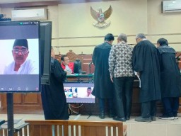 Saksi Sebut Terdakwa Suharsono Masuk Ruang Kerja Ngatmisih