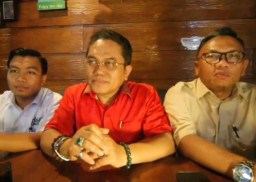 Demi Kebaikan Warga, Praktisi Hukum Usulkan Rahmat Muhajirin dan Bupati Sidoarjo Berdamai