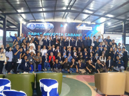 Berhasil Pimpin Dua Periode, Hariyanto Didukung Anggota Peradi Surabaya Maju ke Tingkat Nasional
