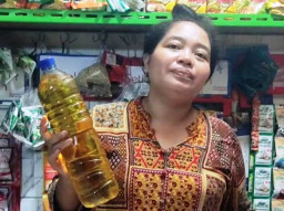 Kelangkaan Minyakita di Surabaya Picu Lonjakan Harga di Atas HET