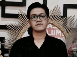 Krisis Pendidikan dalam Perspektif Freire dan Ki Hadjar Dewantara