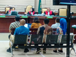 Bawa Nama Tuhan, 6 Terdakwa Akui Tak Pernah Korupsi Proyek Pengerukan Kolam Pelabuhan