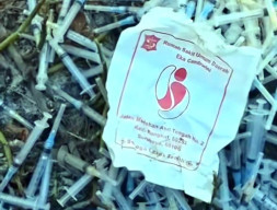 RSUD Eka Candrarini Buka Suara Soal Ribuan Limbah Medis Dibuang Ngawur di Exit Tol Tambaksumur