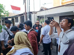 Warga Lansia dan Penyandang Disabilitas di Surabaya yang Tak Lagi Terima Bantuan Pemerintah