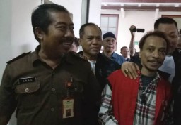 Hubert Henry Limahelu Diganjar 16 bulan