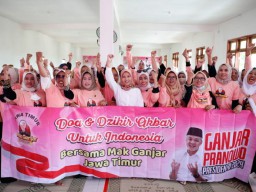 Emak-emak di Gresik Deklarasi Dukung Ganjar Pranowo Presiden 2024