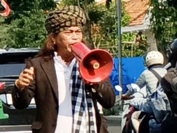 Bupati Sidoarjo Tersangka KPK, Pj Gubernur Jatim Adhy Karyono Kapan?