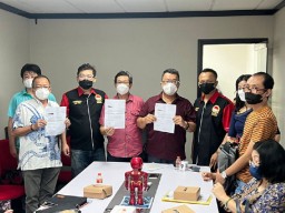 Puluhan Korban Dugaan Investasi Bodong Mengadu