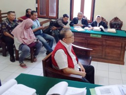 Manajemen Bank Prima Master Patut Dipersoalkan