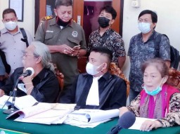 Notaris Olivia Sherline Tipu Hendra Thiemailattu