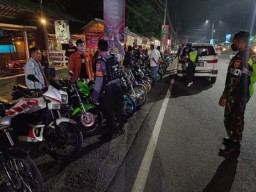 Razia Balap Liar, Polres Jember Sikat 61 Motor