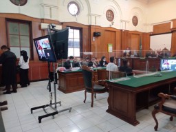 Rini Yuliastutik Curi Susu Untuk Makan Anaknya