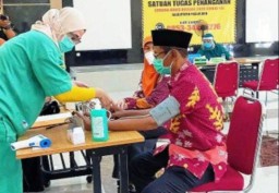 Pejabat dan Tokoh Agama di Screening Kesehatan