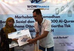 PT WOM Pasuruan Bagikan Sembako dan Al-Quran