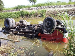Proyek Paving Sumber Jaya Ngawur
