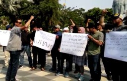 Wartawan Dihajar, AWAS Beraksi di Grahadi