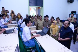 Pengawasan UNBK Lewat CCTV Diapresiasi Gubernur