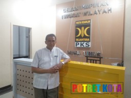 Banyak Kader Keluar, PKS Masuk ke Musik Rock