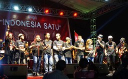 Konser Indonesia Satu Bentuk PAPPRI Surabaya