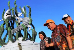 Patung Surabaya Tinggi 25,6 Meter Kado Pelindo III