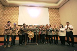 PT Pelindo III Siapkan Gate In Online di Tanjung Perak