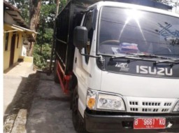 Truk Rumah Tangga Kepresidenan Dibuat Mencuri