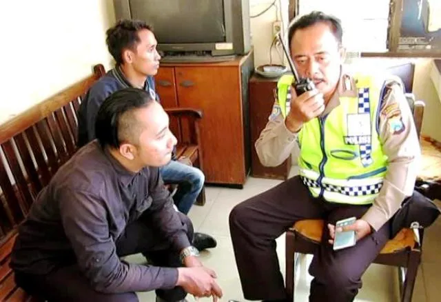 2 Debt Collector Rampas Motor di DPRD Jatim