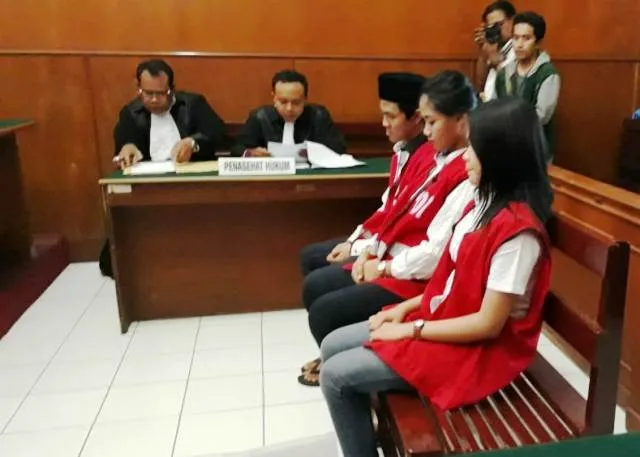 Penikmat dan Pengedar Sabu Dipenjara 4,5 Tahun