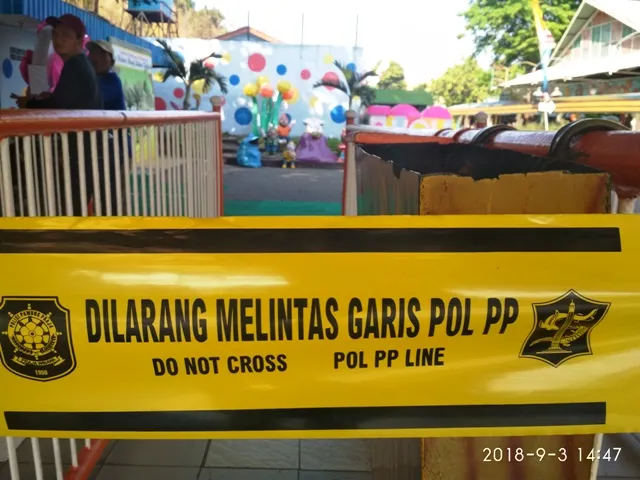TRS Disegel, 80 Pegawai Terancam Penganguran