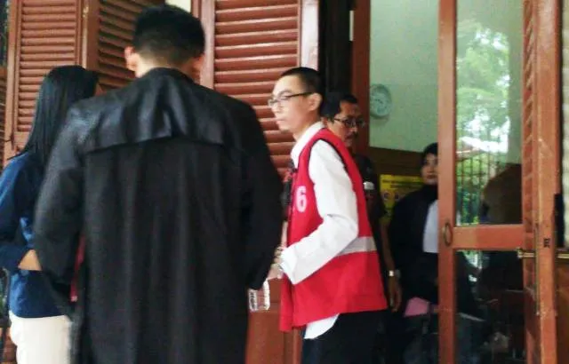 Hendrik Driver Ojek Online Setubuhi Penumpangnya