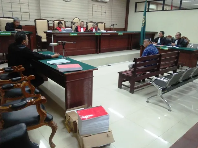 Sekdes di Sumenep Pungli Prona dan PSTL