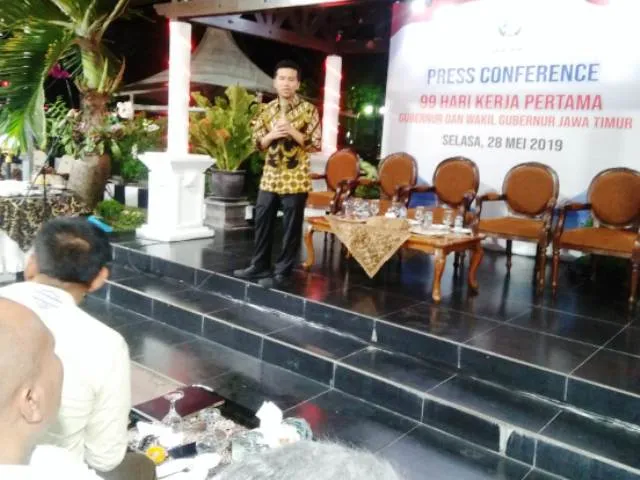 Kerja Gubernur Jatim 99 Hari Diklaim tak Kenal Waktu