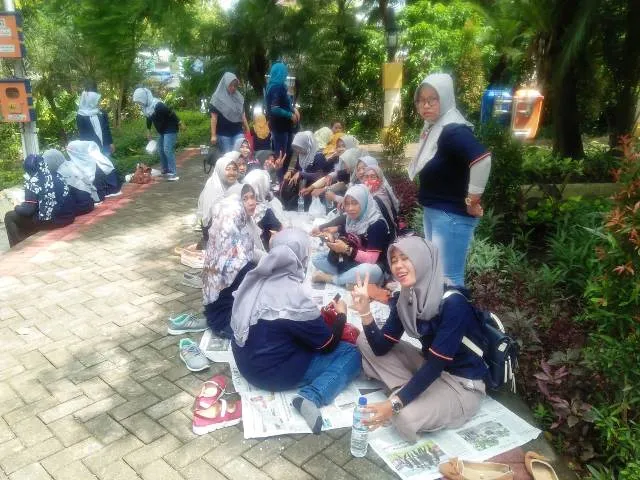 Massa Sarbumusi Ikut Refreshing May Day 2019