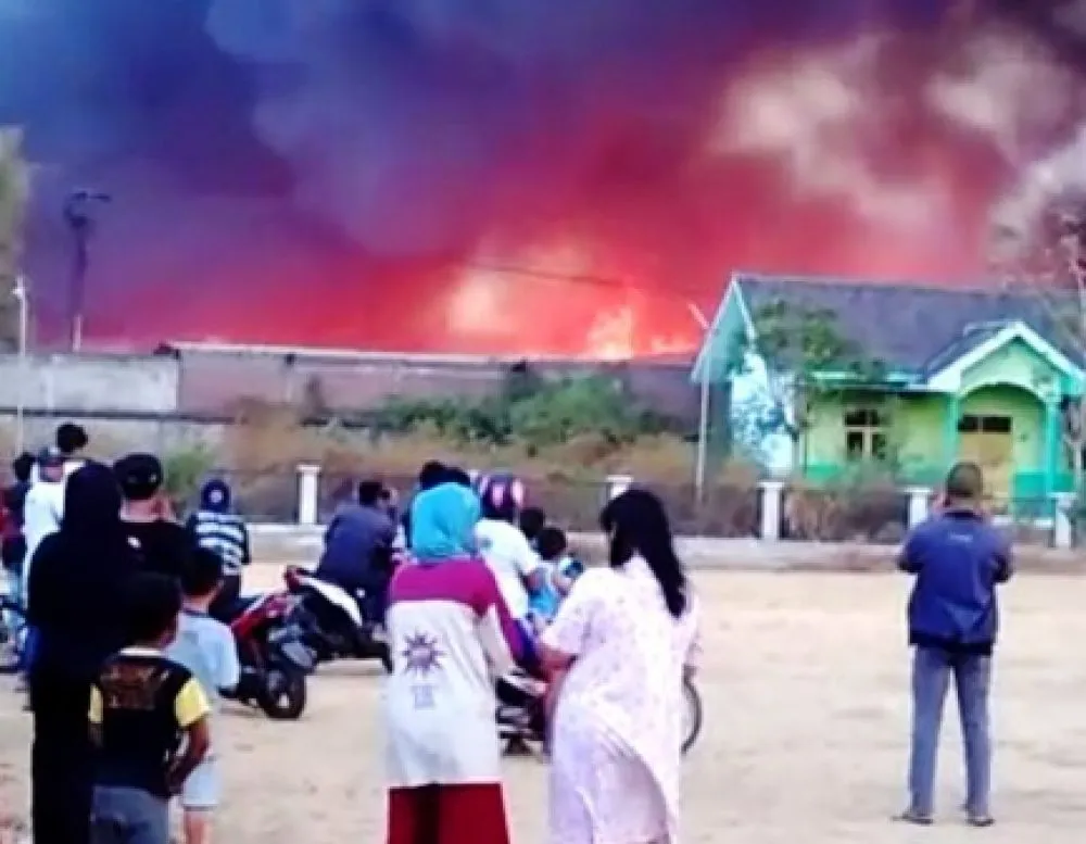 Pabrik Kayu PT Mitra Binamandiri Makmur Terbakar