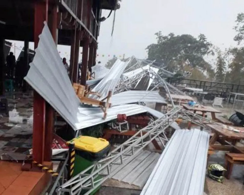 Wisata Pintu Langit Ambyar