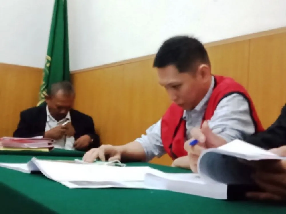 Khendy Tipu Tunangan Rp 7,7 Miliar Untuk Berjudi
