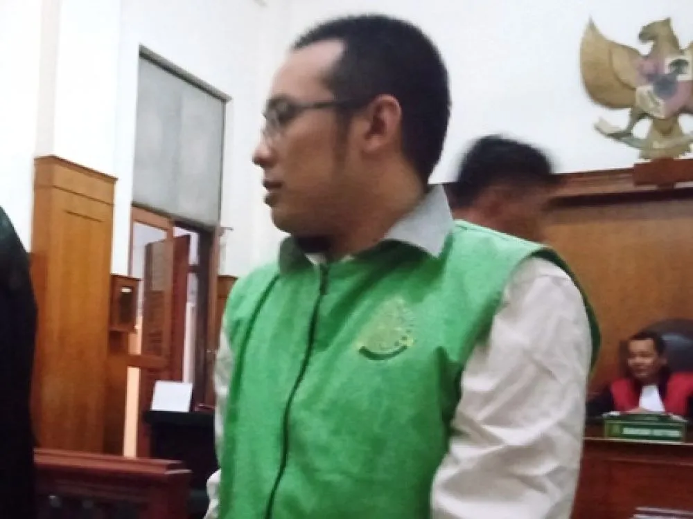 Stefanus Stanislas Hajar Pacar Berhari-hari