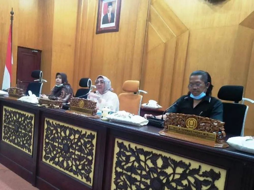 Komisi A DPRD Surabaya Tantang PT Sinar Mas Land