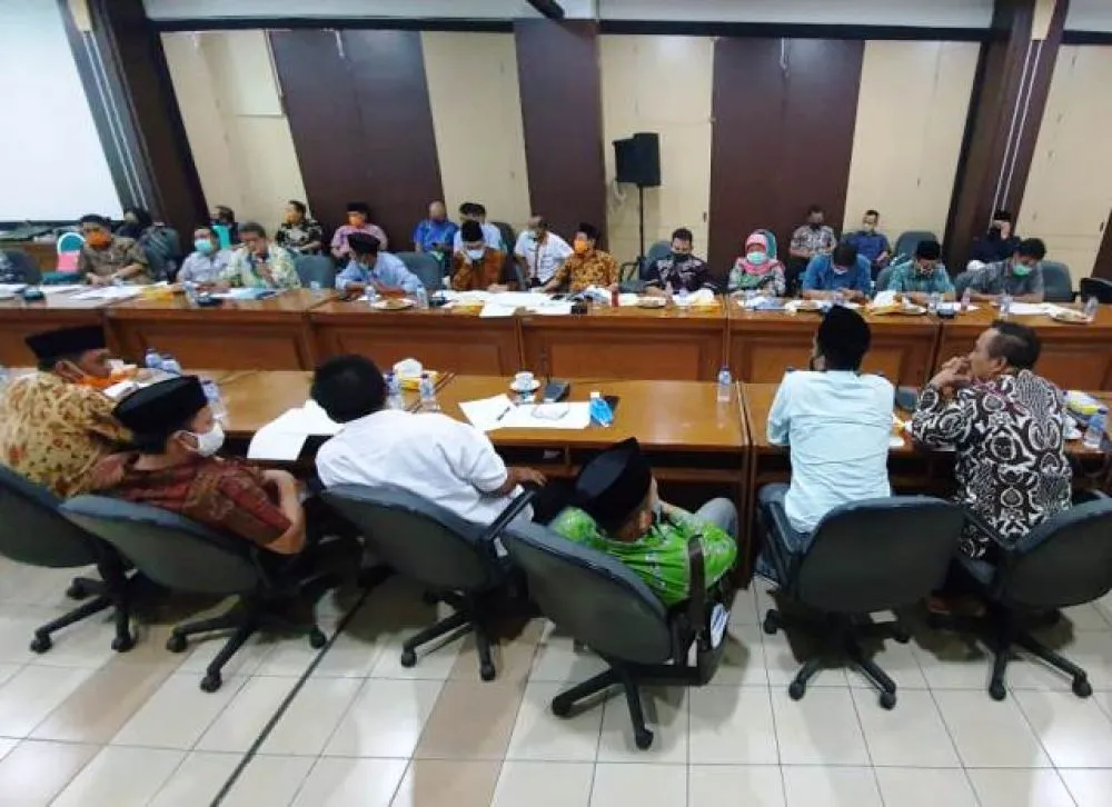 Pansus Nilai Dana Gugus Tugas Covid-19 Amburadul