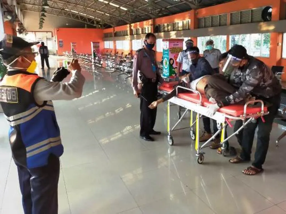 Penumpang Bus di Bungurasih Mati Mendadak