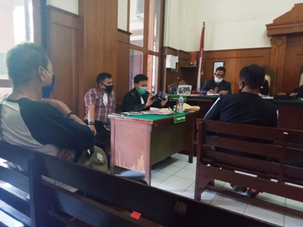 Eddy dan Febriliani Simpan 190 Ribu Pil Doble L