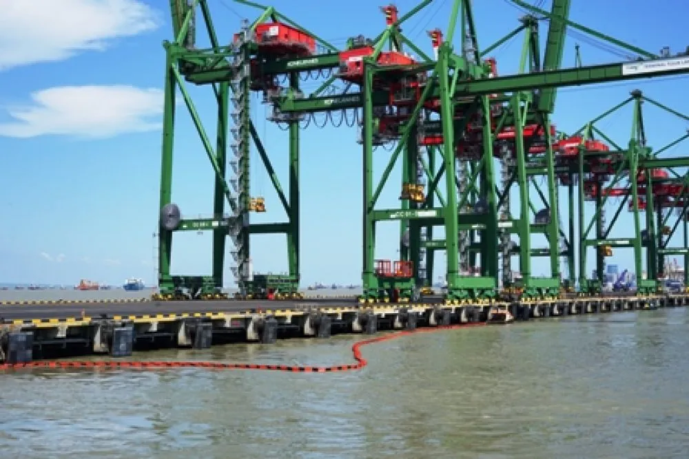 Pelayanan Terminal Teluk Lamong Dipastikan Lancar
