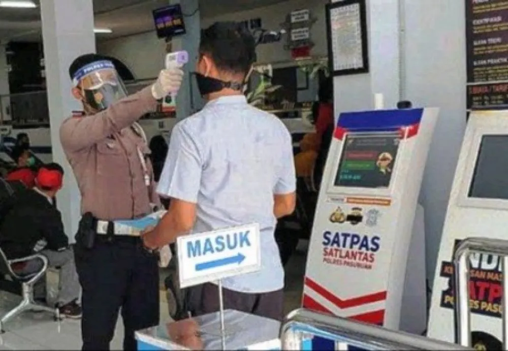 Warga Pasuruan Bisa Urus SIM Melalui HP Android