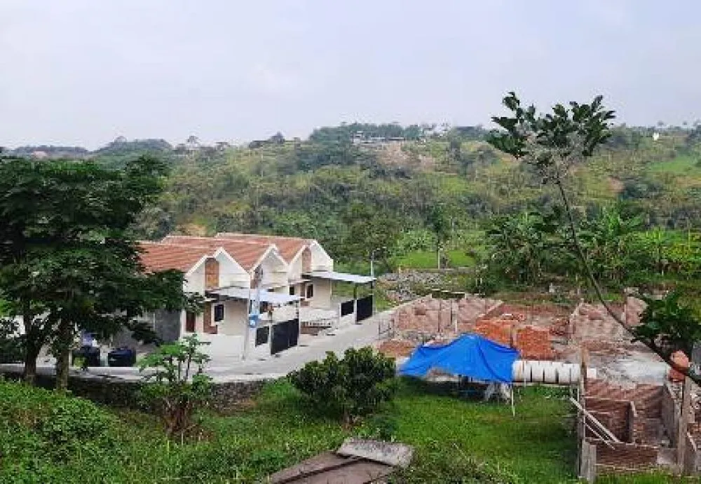 Kaveling Pecalukan Disebut Lurah tak Berizin